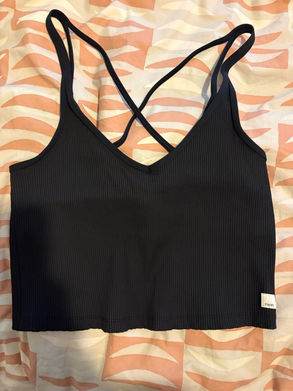 Vuori Ribbed Black Cropped Cami with Crisscross Straps size XL